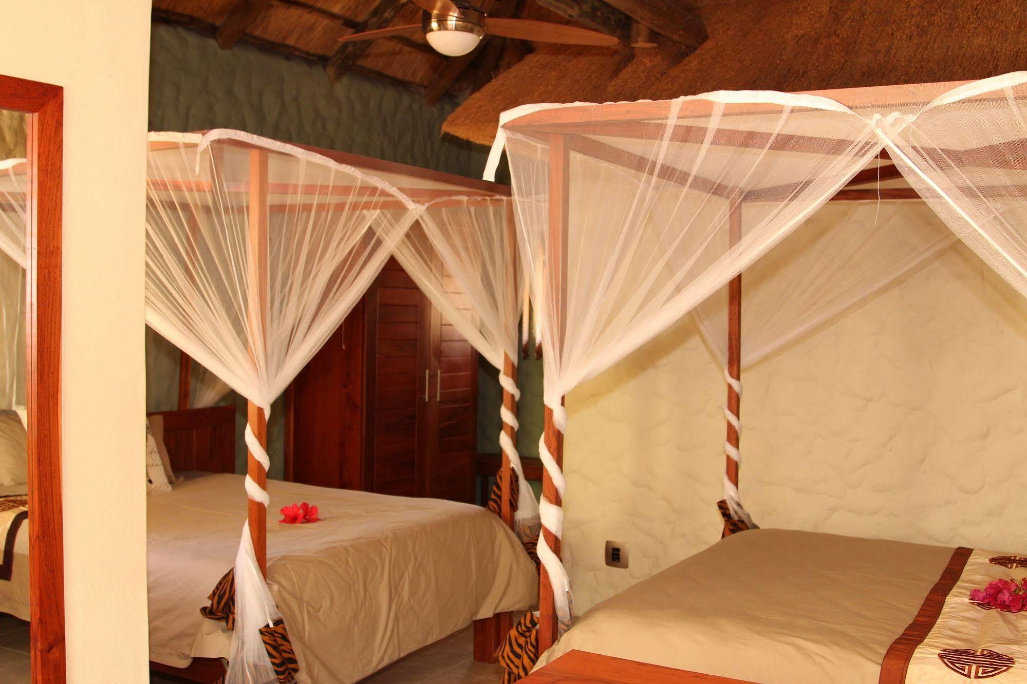 Kubu Safari Lodge Hoedspruit Exterior foto